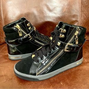 Michael Kors Black Suede & Patent Leather Sneaker Style Booties Size 7.5